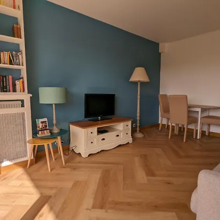 Les Tennis - Superbe Avec Parking