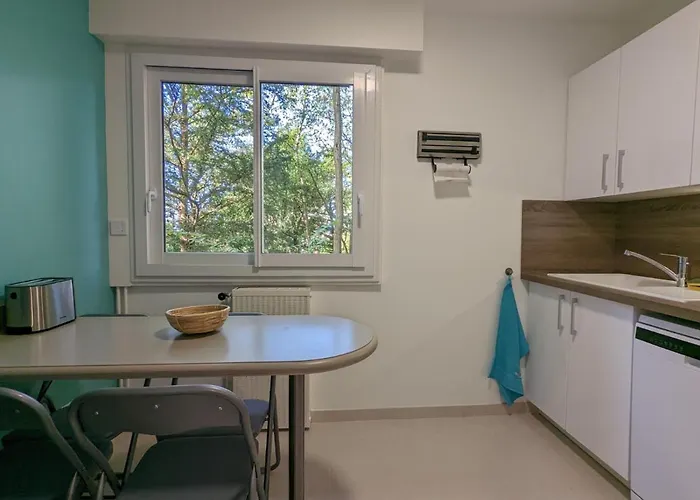 Les Tennis - Superbe Avec Parking