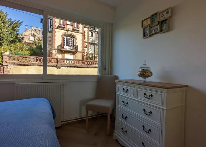 Daire Les Tennis - Superbe Avec Parking