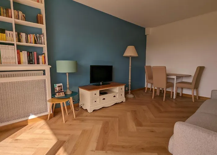 Les Tennis - Superbe Avec Parking