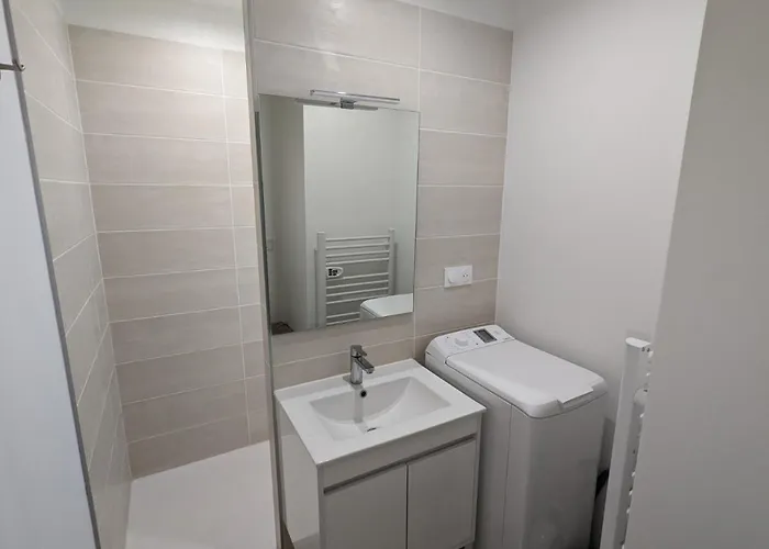 Les Tennis - Superbe Avec Parking